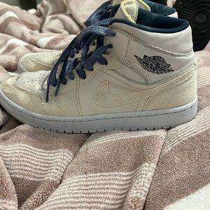 Air jordan tan and cloud blue size 8.5